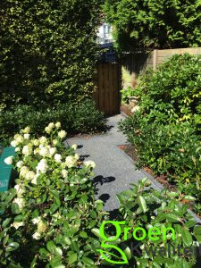 Tuinaanleg met overkapping in Heemstede