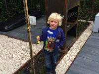Tuinrenovatie, tuinmeubelen op maat gemaakt in Haarlem
